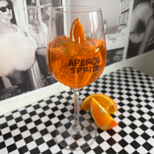 Aperol | Eiswürfel | Orangenscheibe