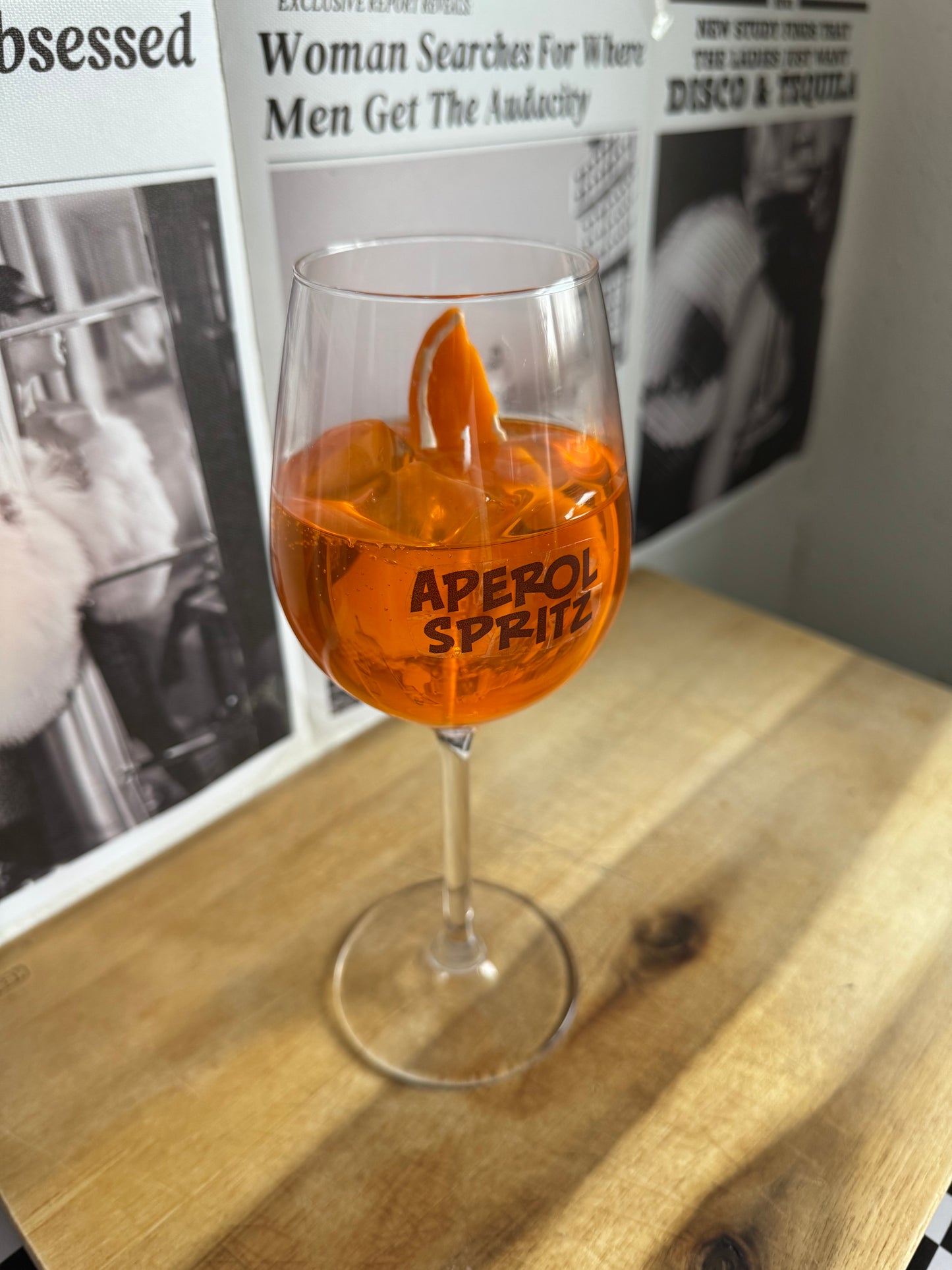 Aperol | Eiswürfel | Orangenscheibe