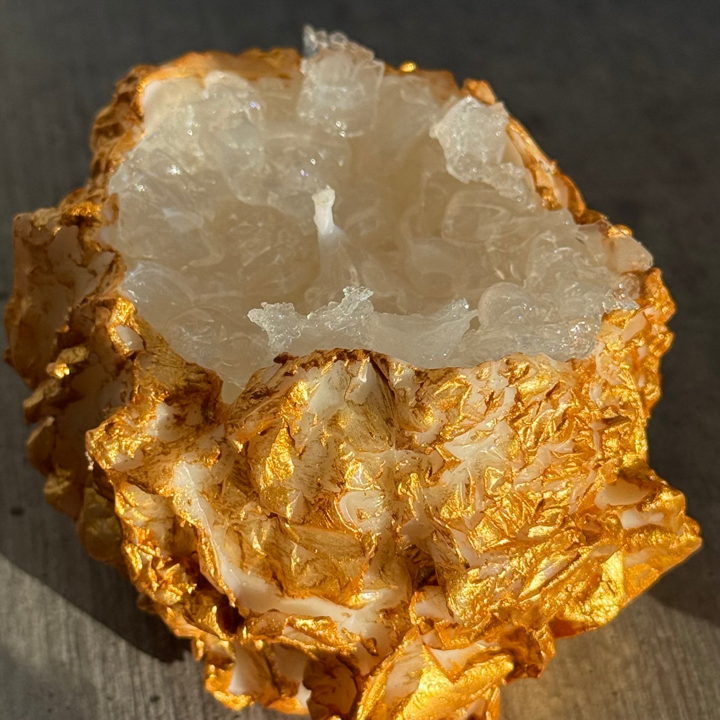 Bergkristall Geode | Kerze mit Duft